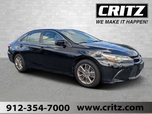Used 2016 Toyota Camry SE FWD image 1