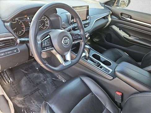 Used 2019 Nissan Altima 2.5 Platinum image 12