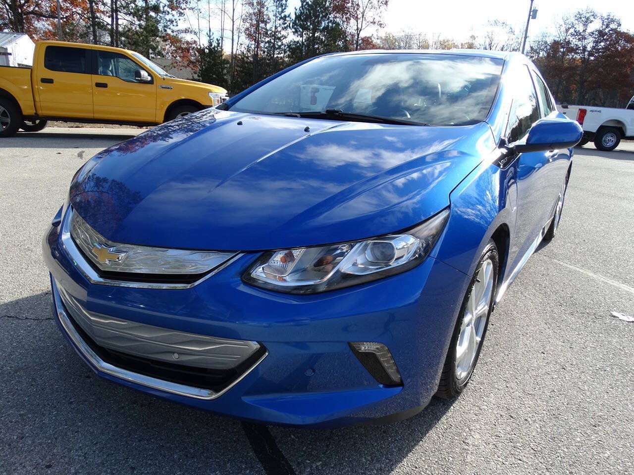 Used 2018 Chevrolet Volt Premier FWD image 5