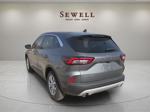 Used 2023 Ford Escape Active image 3