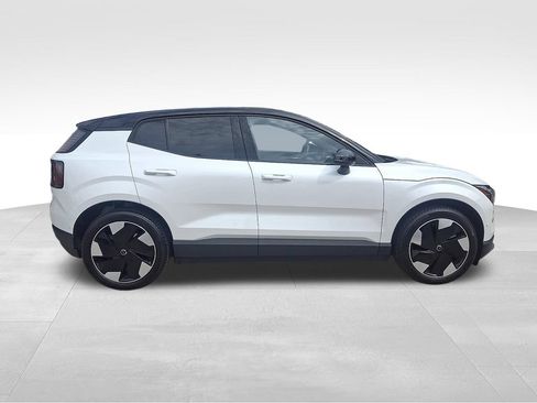 Used 2025 Volvo EX30 Ultra w/ Protection Package Premier AWD/4WD image 7
