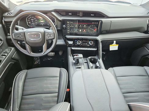 Used 2023 GMC Sierra 1500 AT4X AWD/4WD image 10