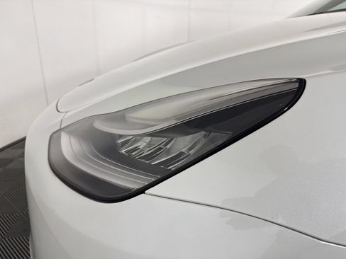 Used 2020 Tesla Model Y Long Range AWD/4WD image 11