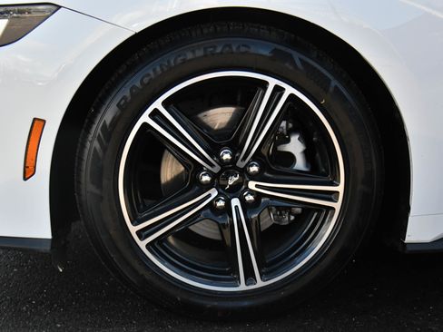 Used 2024 Ford Mustang Premium image 12