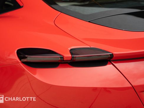 Used 2022 Ferrari Roma RWD image 15