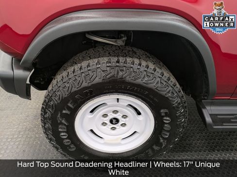 Certified 2025 Ford Bronco Heritage Edition AWD/4WD image 9