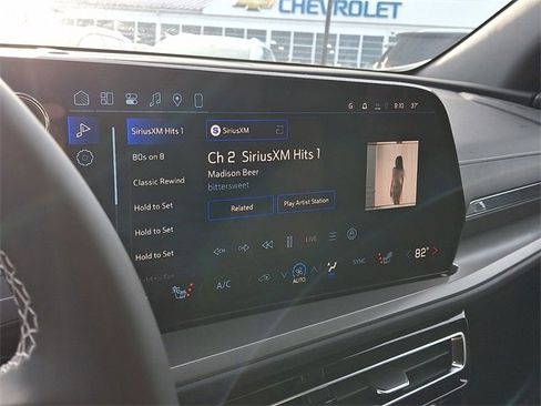 New 2026 Chevrolet Traverse LT w/ LPO, Floor Liner Package image 12