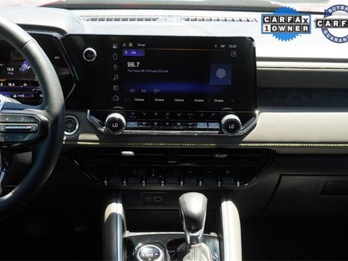 Used 2023 Chevrolet Colorado ZR2 w/ ZR2 Convenience Package III image 13