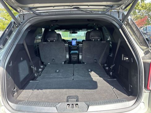 Used 2020 Ford Explorer ST w/ Premium Technology Package image 15