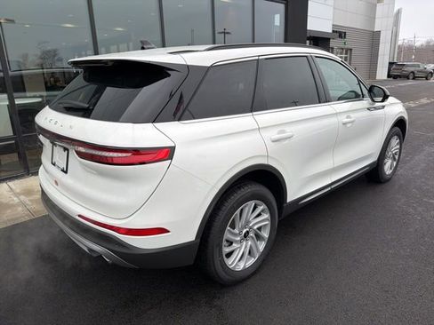 New 2026 Lincoln Corsair Premiere image 3