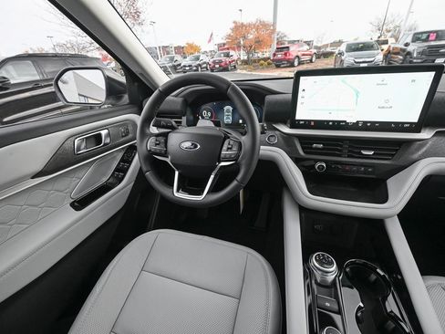 New 2026 Ford Explorer Platinum w/ LUX Leather Package image 30