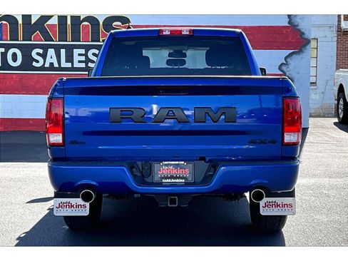 Used 2019 RAM 1500 Express w/ Wheel & Sound Group AWD/4WD image 4