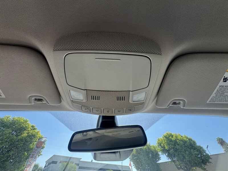 Used 2019 Ford Fusion SE FWD image 48