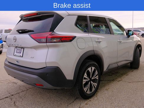 Used 2023 Nissan Rogue SV image 8