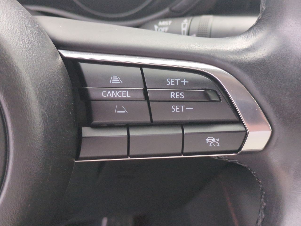 Used 2024 MAZDA MAZDA3 s AWD/4WD image 21
