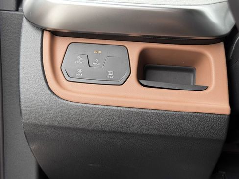 New 2025 Volkswagen ID. Buzz Pro S image 19