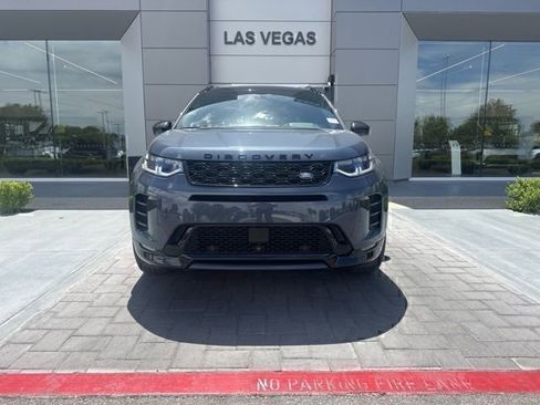 Used 2024 Land Rover Discovery Sport Dynamic SE AWD/4WD image 2