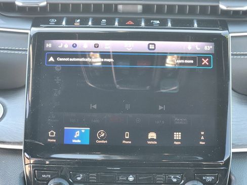 Used 2025 Jeep Grand Cherokee L Limited AWD/4WD image 23