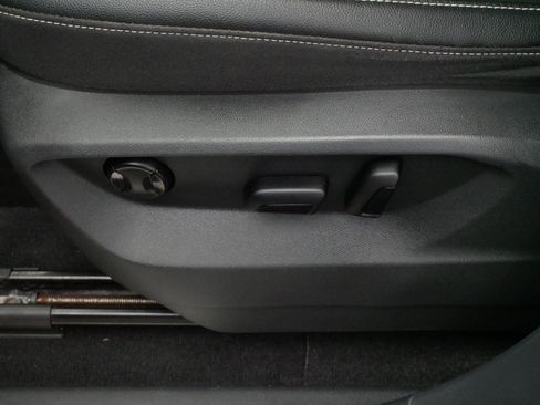 Certified 2023 Volkswagen Atlas SE AWD/4WD image 19