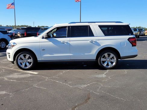 Used 2023 Ford Expedition Max King Ranch image 4