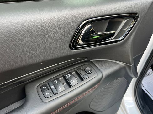 Used 2025 Dodge Durango GT w/ Blacktop Package image 14