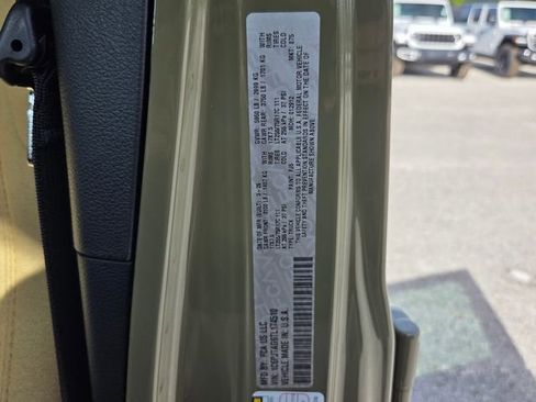 Used 2026 Jeep Gladiator Willys image 14