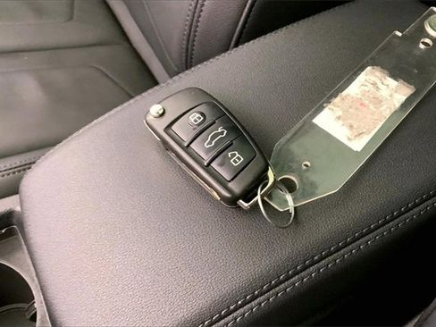 Certified 2023 Audi Q3 2.0T Premium w/ Convenience Package image 11