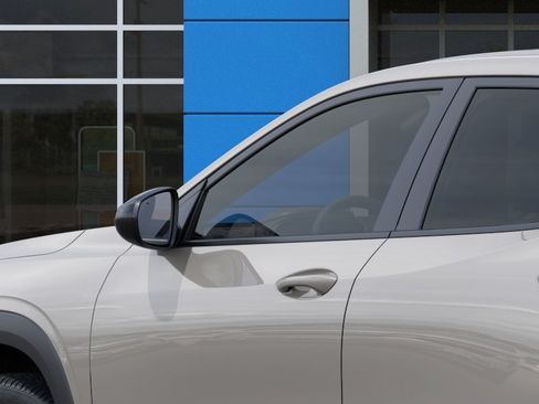 New 2026 Chevrolet Trax RS w/ Sunroof Package FWD image 36