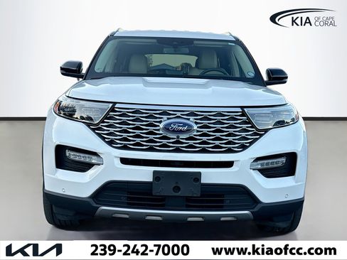 Used 2022 Ford Explorer Platinum w/ Technology Package image 8