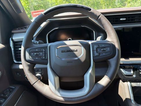 New 2026 GMC Sierra 1500 Denali w/ Technology Package AWD/4WD image 15