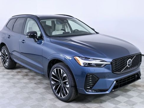 New 2026 Volvo XC60 B5 Ultra w/ Protection Package Premier image 26