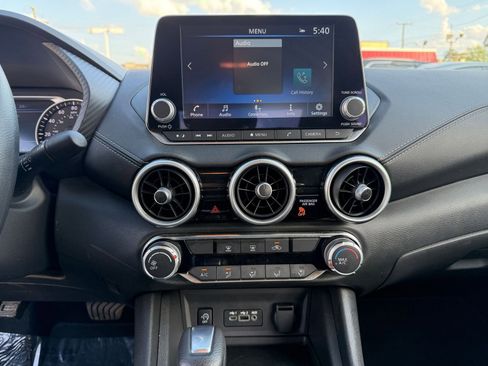 Used 2025 Nissan Sentra SV image 17