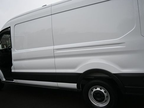New 2026 Ford Transit 250 148 Medium Roof w/ Load Area Protection Package RWD image 99