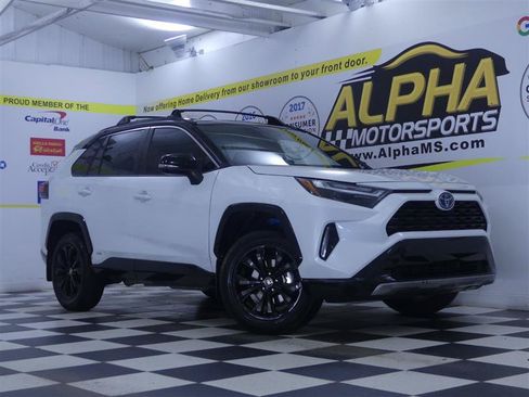 Used 2023 Toyota RAV4 XSE AWD/4WD image 34