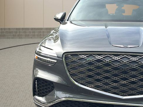 Certified 2026 Genesis GV70 2.5T AWD/4WD image 44