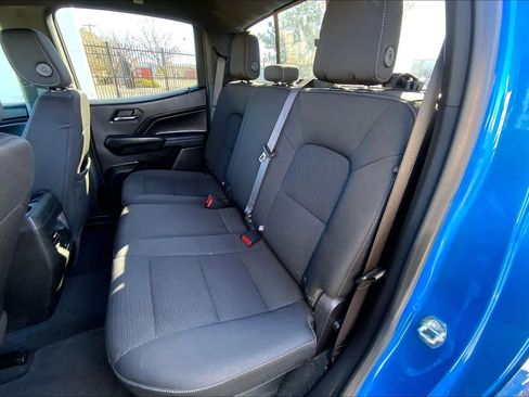 Used 2023 Chevrolet Colorado LT w/ LT Convenience Package image 17
