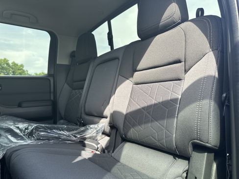 New 2026 Nissan Frontier SV w/ SV Convenience Package image 28