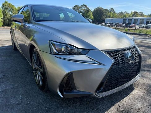 Used 2019 Lexus IS 300 F Sport w/ F Sport Package image 7