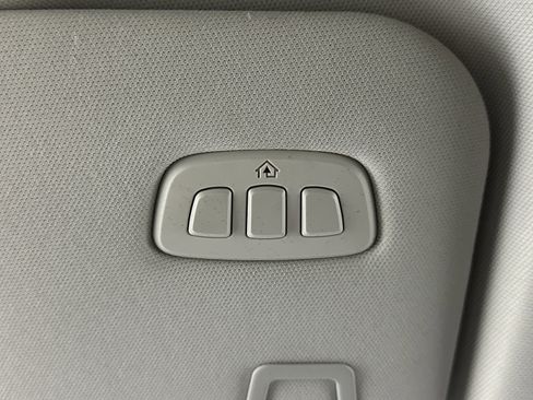 Used 2024 Lincoln Nautilus Premier w/ Equipment Group 102A image 16