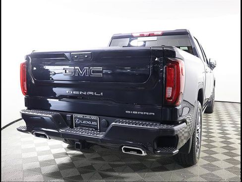 Used 2025 GMC Sierra 1500 Denali Ultimate AWD/4WD image 5