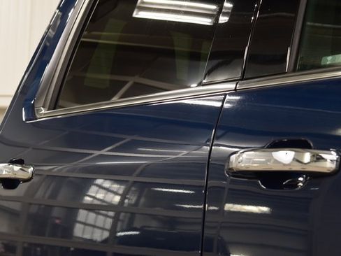 Used 2022 Chevrolet Silverado 3500 High Country image 22