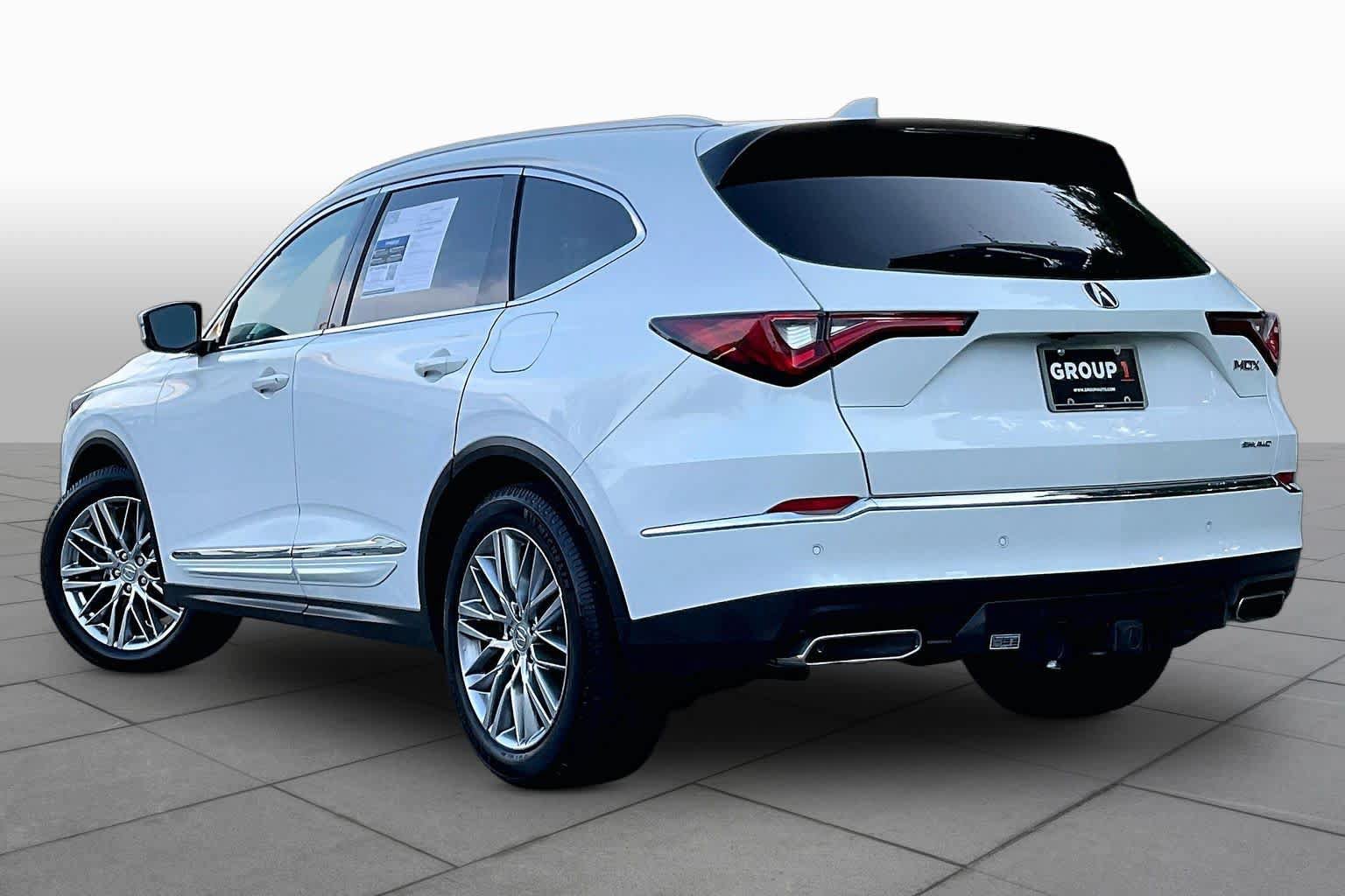 Used 2023 Acura MDX w/ Advance Package AWD/4WD image 11