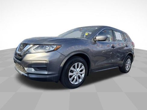 Used 2018 Nissan Rogue S FWD image 1