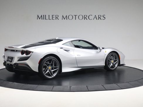 Certified 2022 Ferrari F8 Tributo image 9