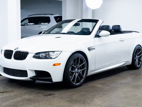 Used 2012 BMW M3 Convertible image 5