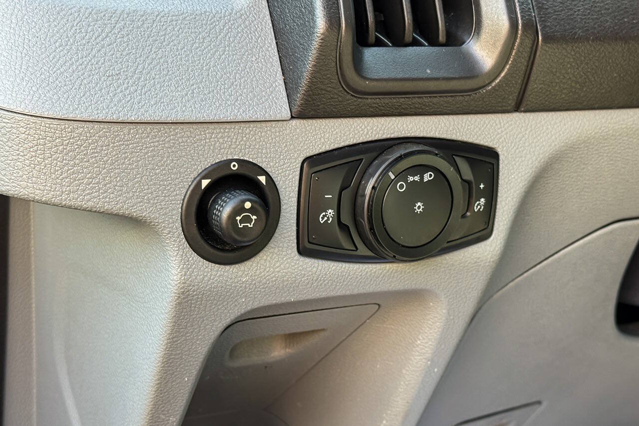 Used 2016 Ford Transit 350 XL RWD image 24