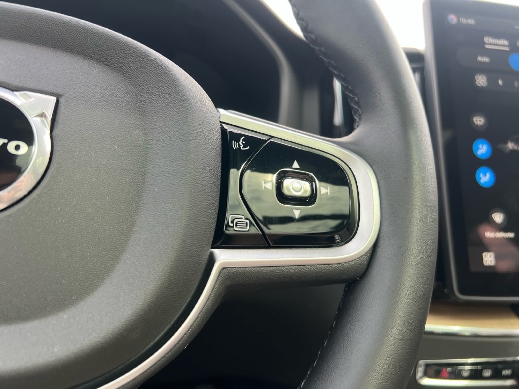 Certified 2026 Volvo XC60 B5 Plus AWD/4WD image 13