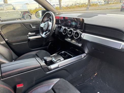 Used 2020 Mercedes-Benz GLB 250 GLB 250 w/ AMG Line image 28