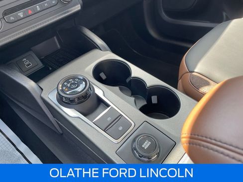 Used 2025 Ford Bronco Sport Outer Banks w/ Outer Banks Tech Package+ AWD/4WD image 22