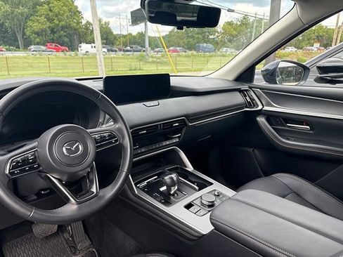 Certified 2024 MAZDA CX-90 Plug-In Hybrid w/ Preferred AWD/4WD image 9